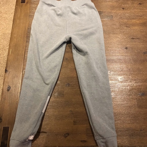 Grey under armour youth jogging pants - Picture 3 of 3